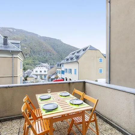Terrasse Vue Montagne Appartement *